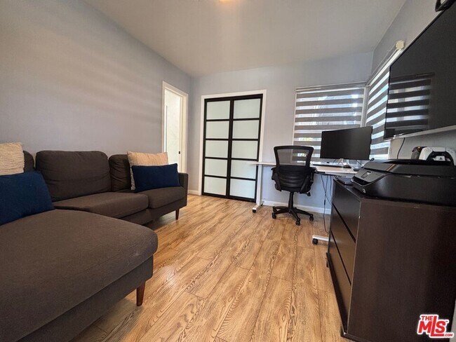 Building Photo - 10148 Gothic Ave