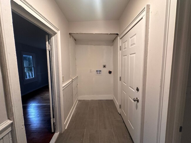 Building Photo - Charming Home in Historic Downtown Wilmington