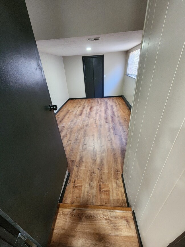 Building Photo - 3117 SW 37th St