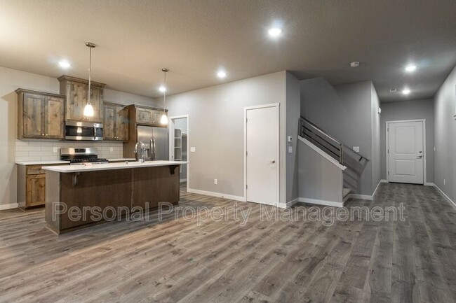 Building Photo - 3529 NE 61st Way