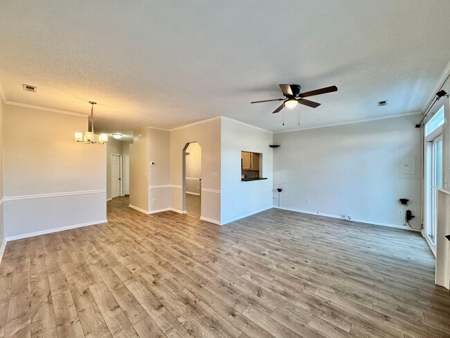 Building Photo - Ready NOW!! A 3-Bedroom Townhome w/Attache...