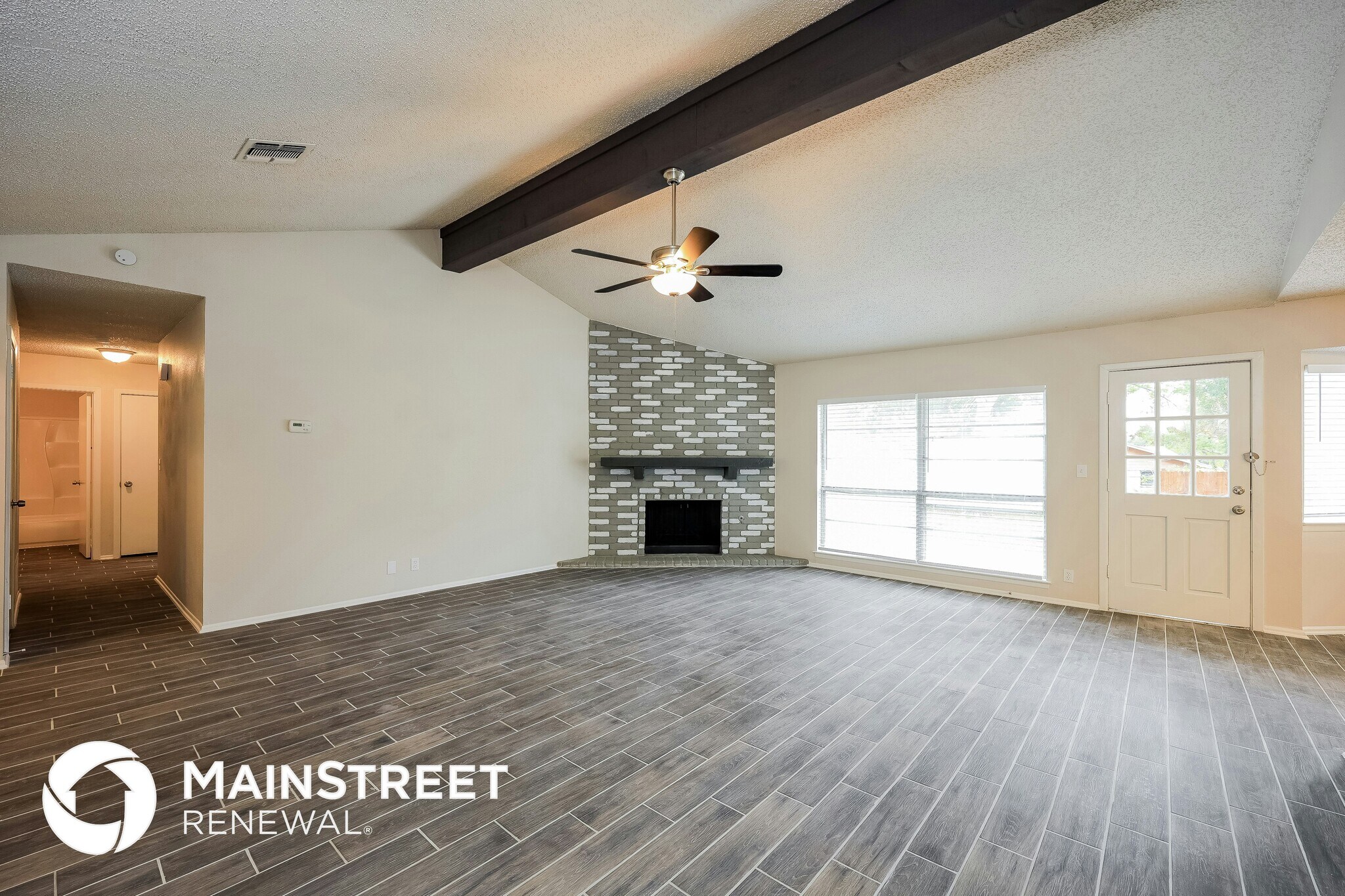 Building Photo - 9501 Chelmsford Dr