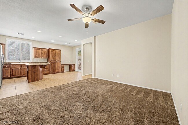 Building Photo - 758 Rise Canyon Dr