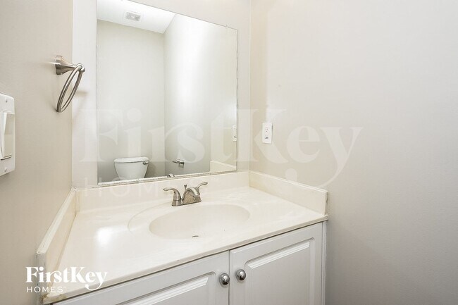 Building Photo - 4552 Spotted Pony Dr NW