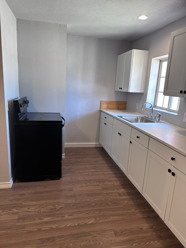 Building Photo - 2310 Oregon St