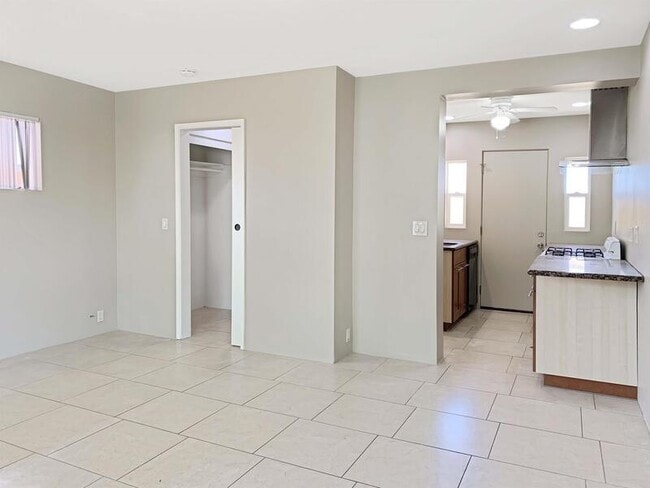 Building Photo - 37219 Melrose Dr