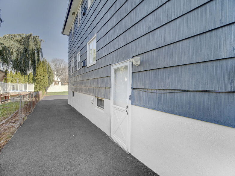 Building Photo - 29 Fitzherbert St