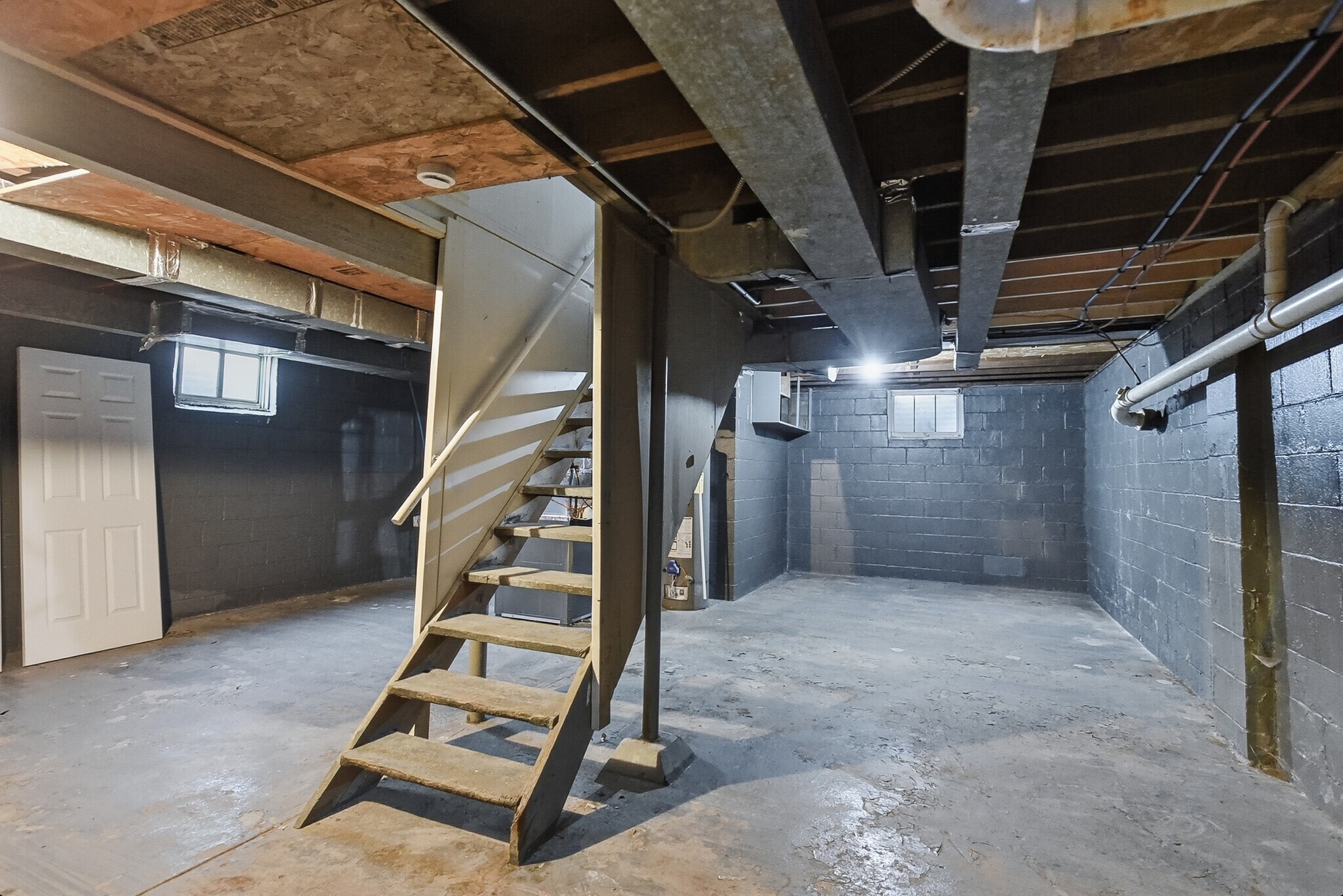 Building Photo - 4677 N 60th St