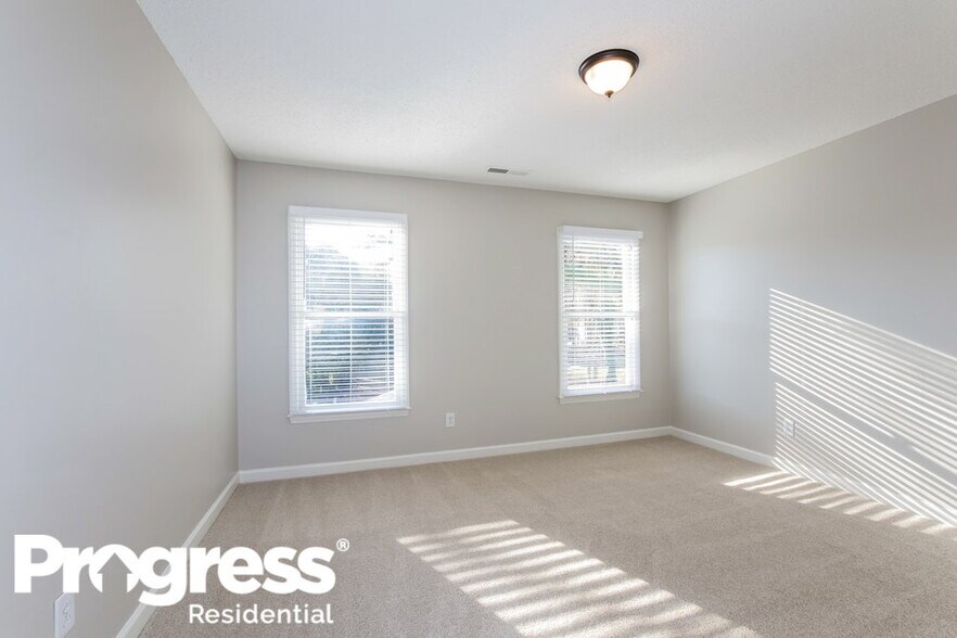 Building Photo - 7009 Rothmore View Ct
