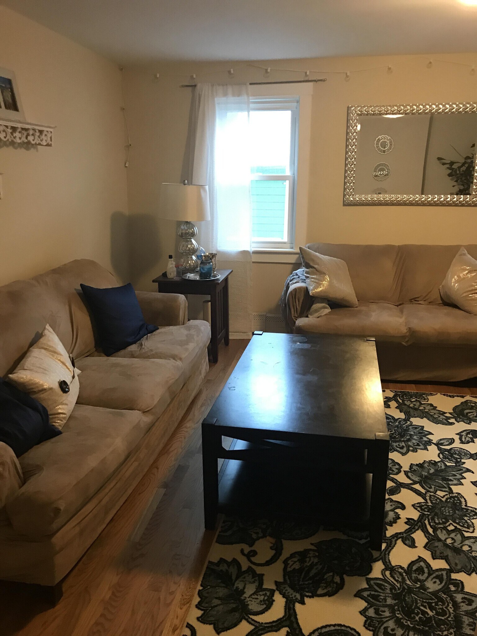 Building Photo - 266 Gold St