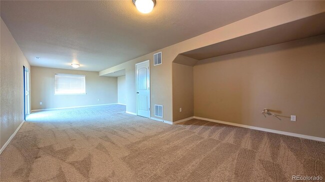Building Photo - 6767 Sandyford Lane