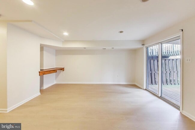 Building Photo - 20488 Summersong Ln