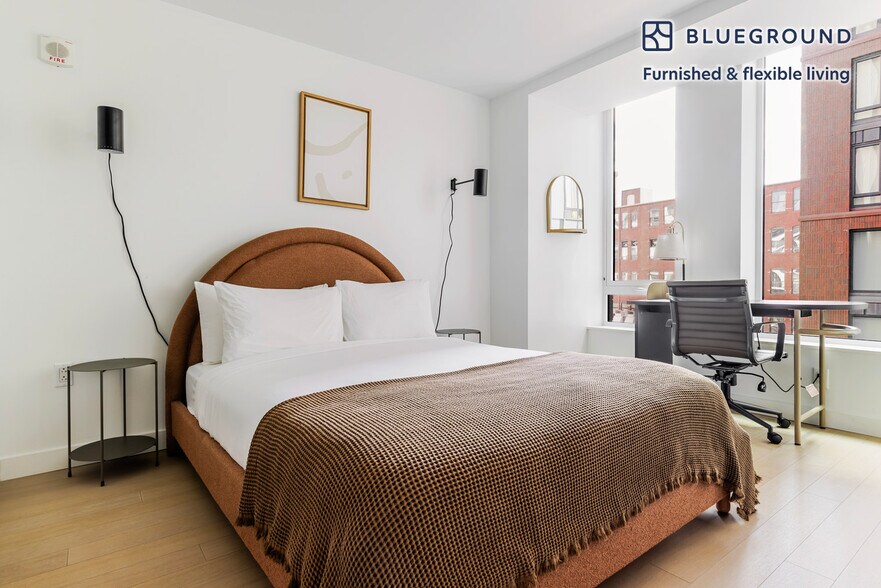 Building Photo - 390 Harrison Ave