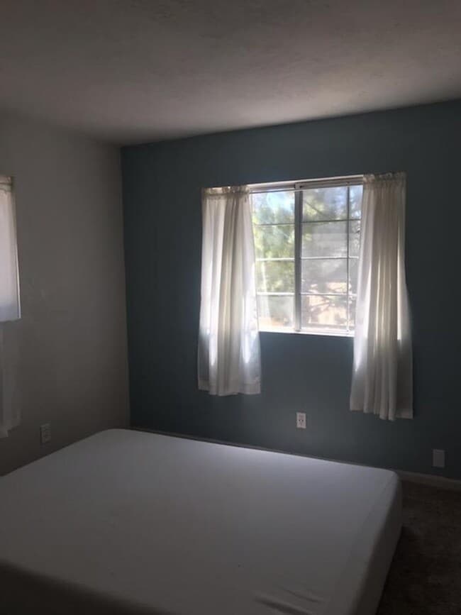 Building Photo - One Bedroom in Big Bear Lake