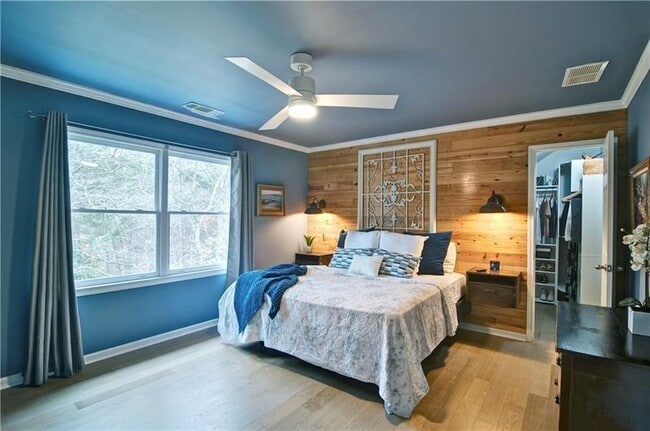 Building Photo - 4060 Merritt Dr