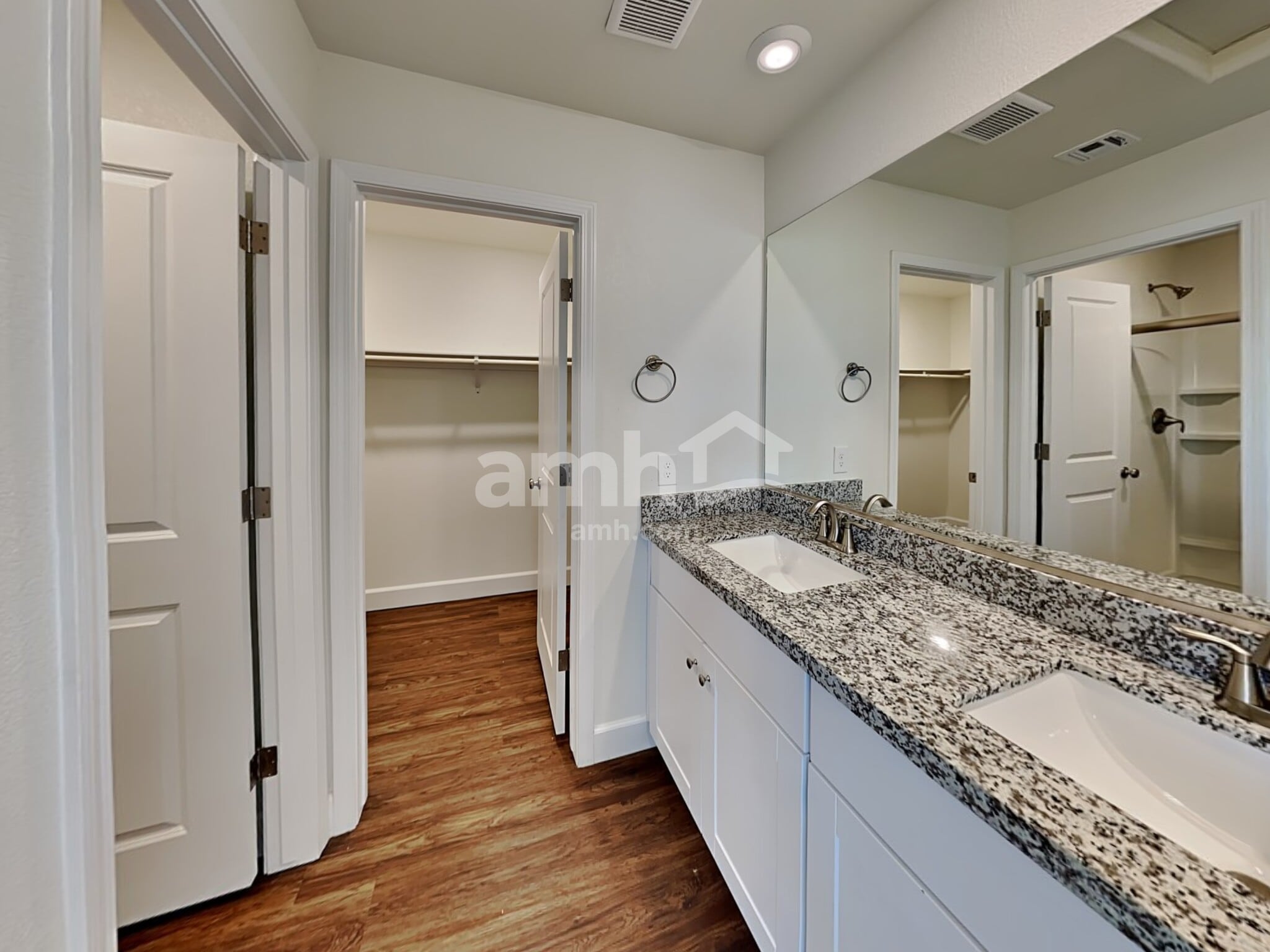 Building Photo - 8186 Inhibition Ct