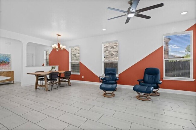 Building Photo - 17004 Gibbons Path