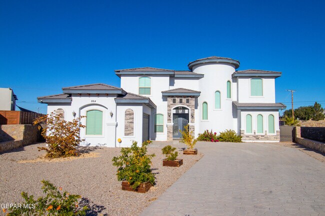 Building Photo - 864 Lemington St