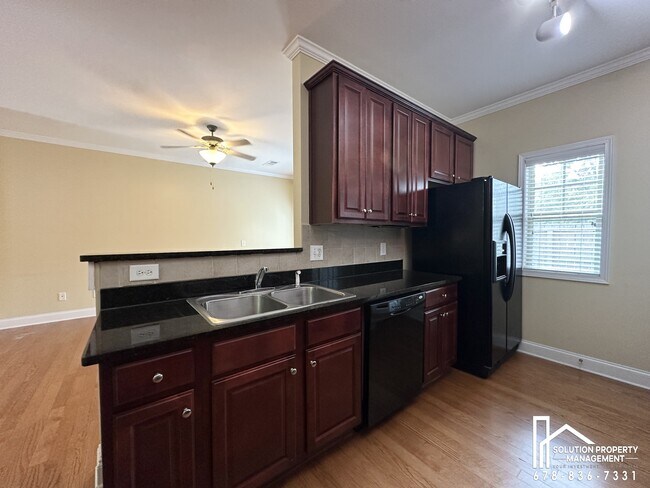 Building Photo - 34 N Oaks Cir