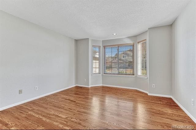 Building Photo - 9858 Venneford Ranch Rd