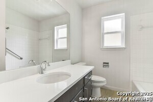 Building Photo - 212 Galvin Dr