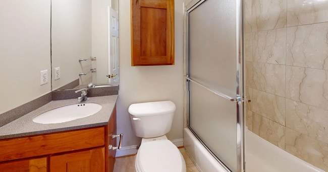 Building Photo - 1306 O St NW