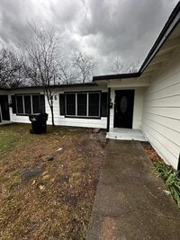 Building Photo - 146 Doolittle Dr