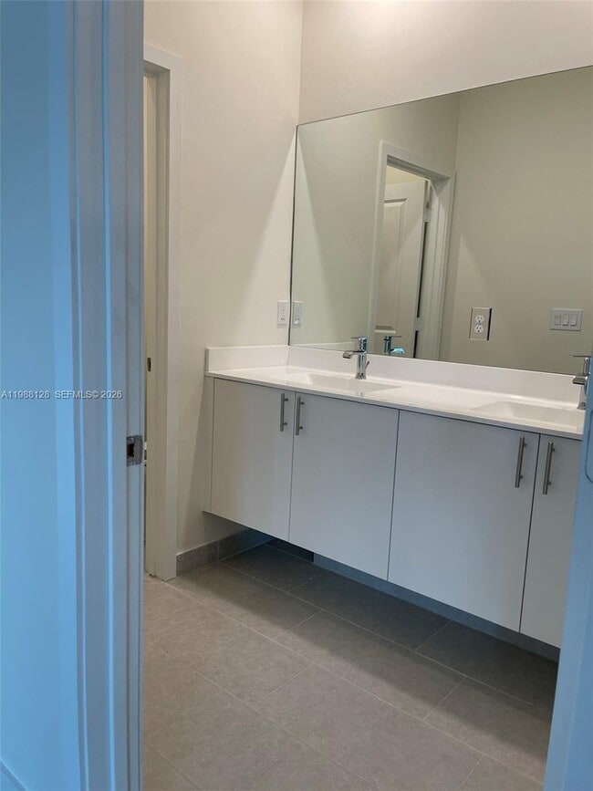 Building Photo - 4227 NW 83rd Ave