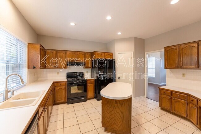 Building Photo - 7403 Rockberry Cove