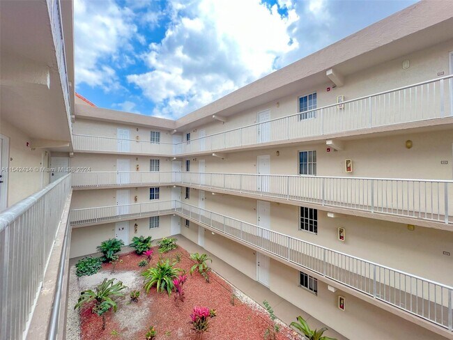 Building Photo - 6195 NW 186th St