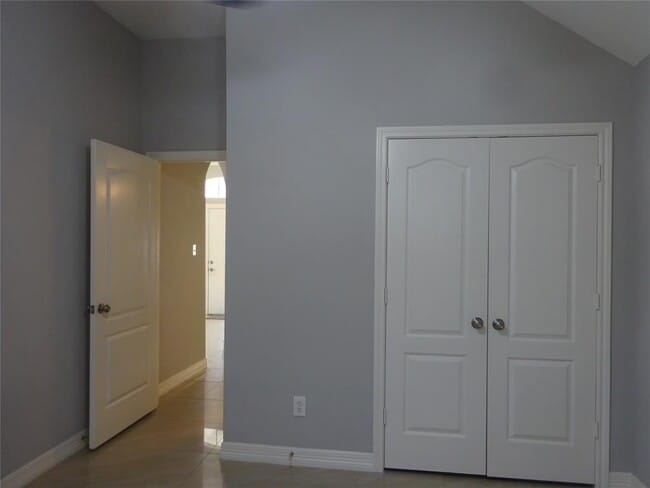 Building Photo - 4022 Kristin Lee Ct