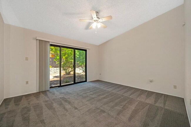 Building Photo - Beautiful 3-Bedroom Home in North Auburn's Sierra Foothills