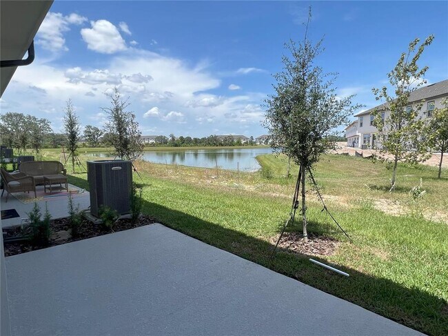 Building Photo - 1025 Plantation Ln