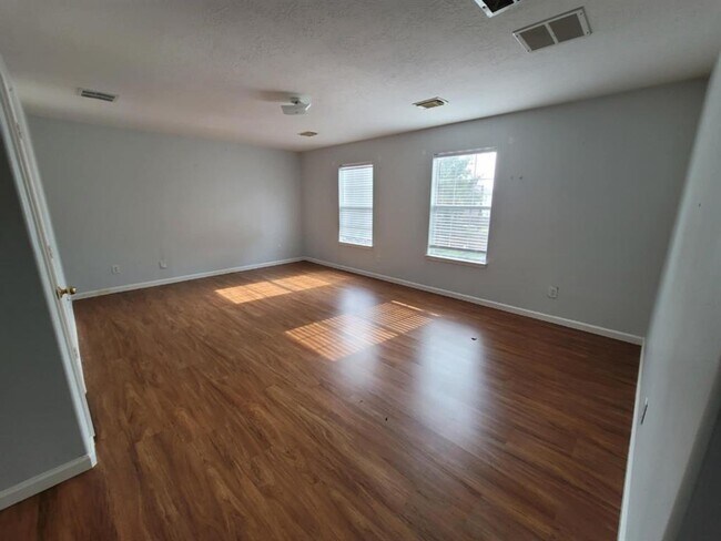 Building Photo - 7818 Black Gap Dr