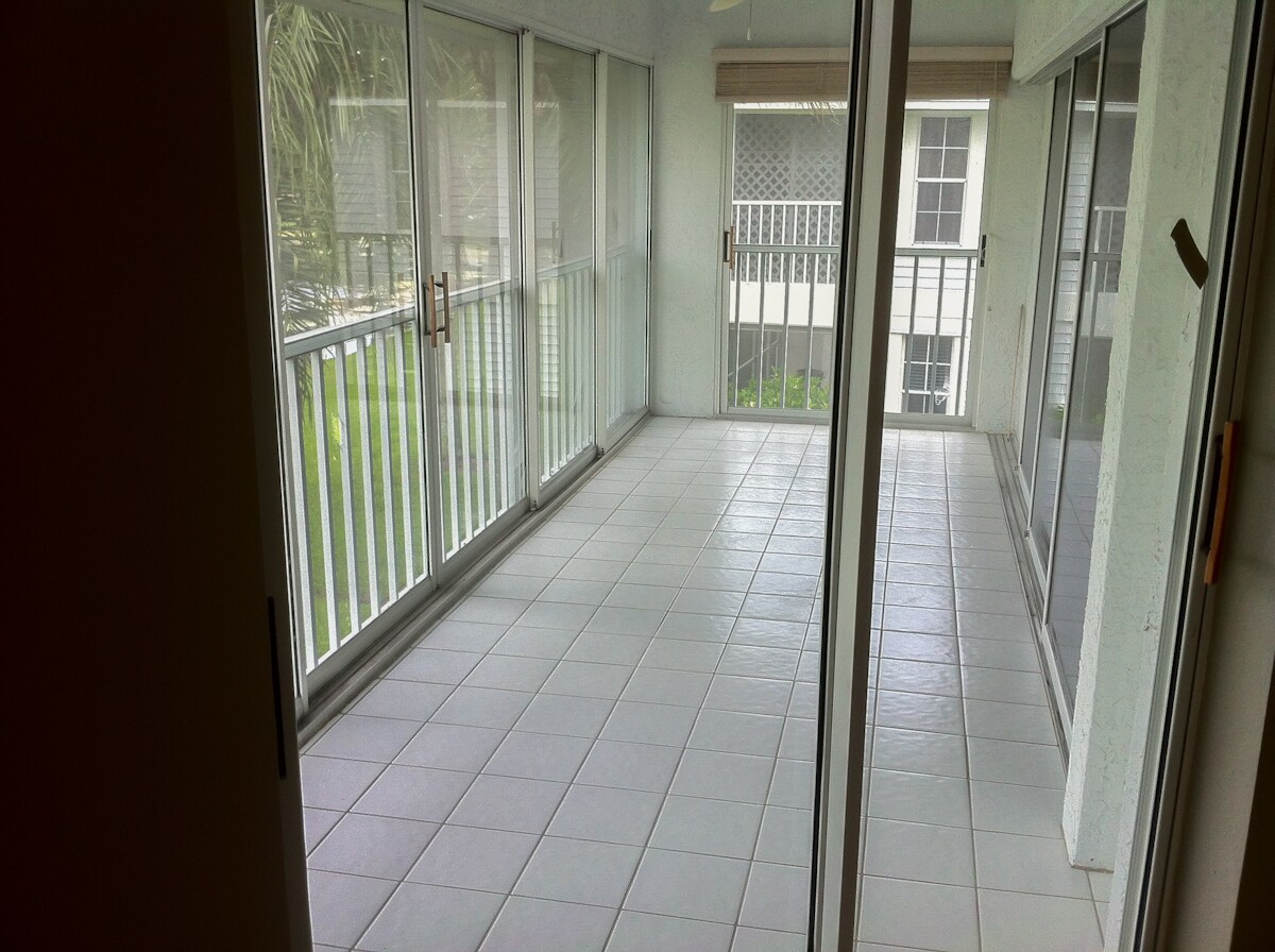 Building Photo - 1300 Misty Pines Cir