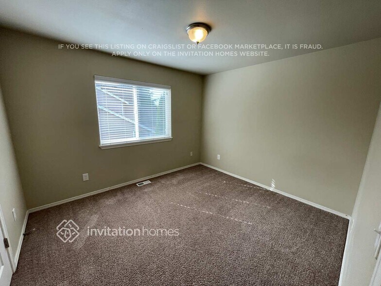 Building Photo - 16503 136th Ave E