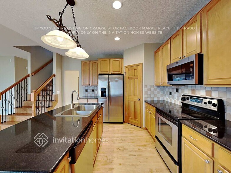 Building Photo - 11802 South Lake Boulevard Northeast