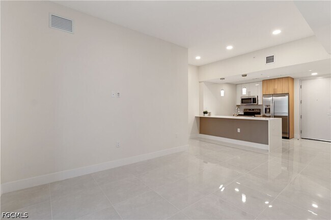 Building Photo - 26600 Rosewood Pointe Dr