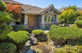 Building Photo - Executive Estate in Atherton Heights with ...