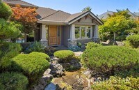 Building Photo - Executive Estate in Atherton Heights with ...