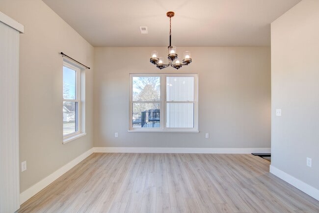 Building Photo - Brand New Luxury Townhomes: 3BR, 2.5Bath A...
