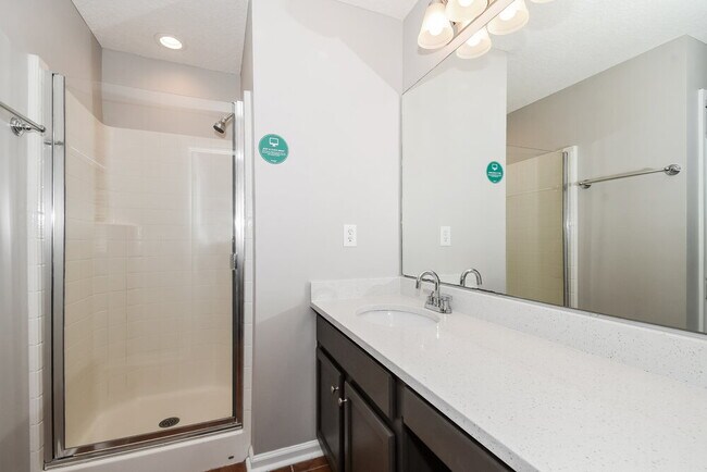 Building Photo - 6789 Southern Oaks Dr