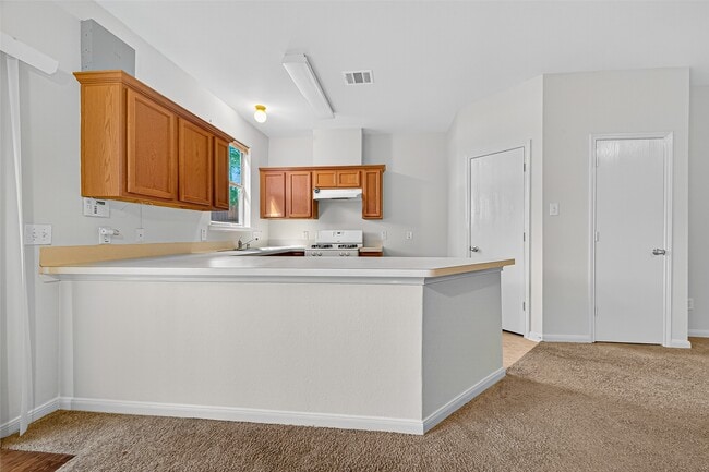 Building Photo - 8042 Montague Manor Ln