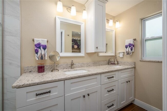 Building Photo - 11438 126th Terrace