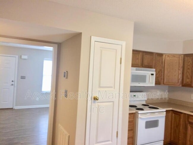 Building Photo - 4751 Scepter Way