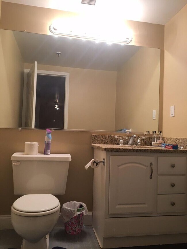 Building Photo - Luxury Allston 2 Bed