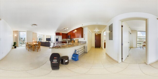 Building Photo - Furnished 2bd/2ba in the Heart of Kaka'ako