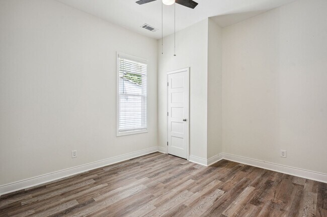 Building Photo - Incredible opportunity to live in Historic...