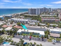 Building Photo - 3212 NE 7th Pl