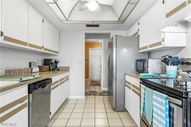 Building Photo - 1502 SE 29th St